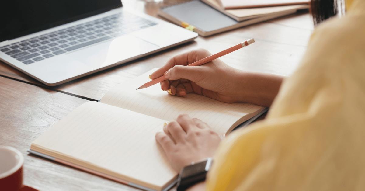 Expert Help vs Self-Study Why Students Choose Tutoriffic_11zon (1)
